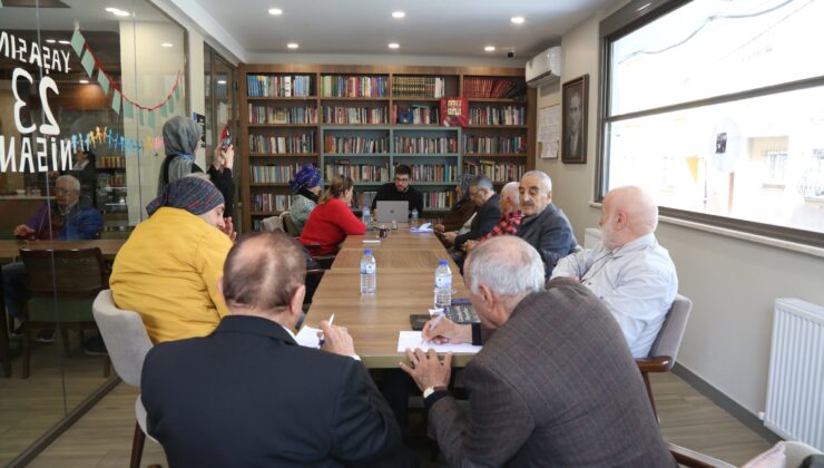 Eyüpsultan’da Emeklilere Yönelik Bilinçlendirme Seminerleri Sürüyor