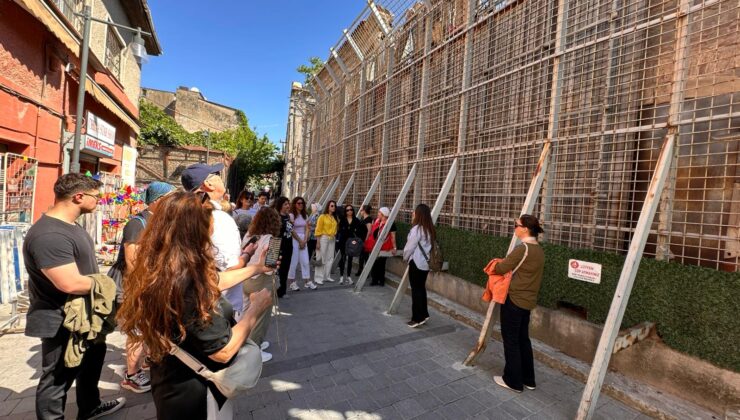 Kemeraltı Şenliği’nin Yıldızı Kültürel Miras Gezileri Oldu