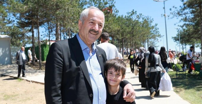 Başkan Büyükgöz, Şehrin Yeni Nefesi Pelitli Damgatepe Mesire Alanı’nda Vatandaşlarla Buluştu