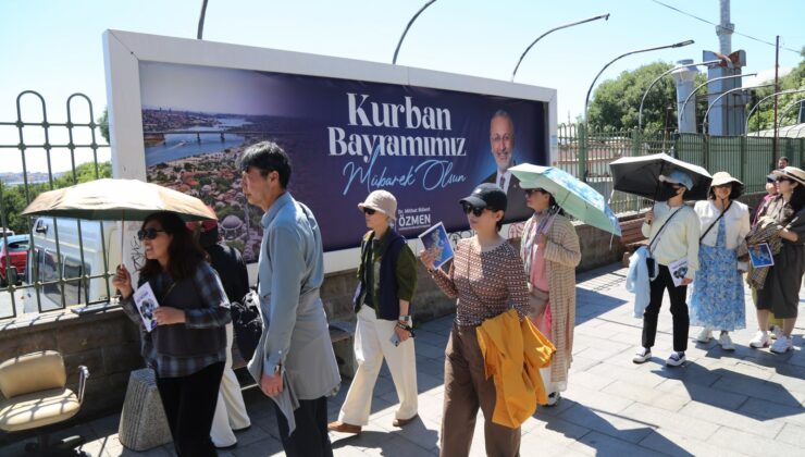 Dünyanın Dört Bir Yanından Ziyaretçiler Eyüpsultan’da Buluşuyor