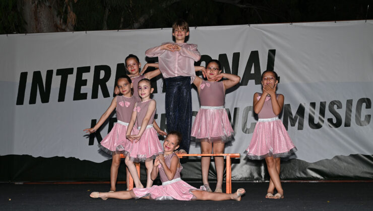 Uluslararası Kemer Dans ve Müzik Festivali Coşkulu Başladı