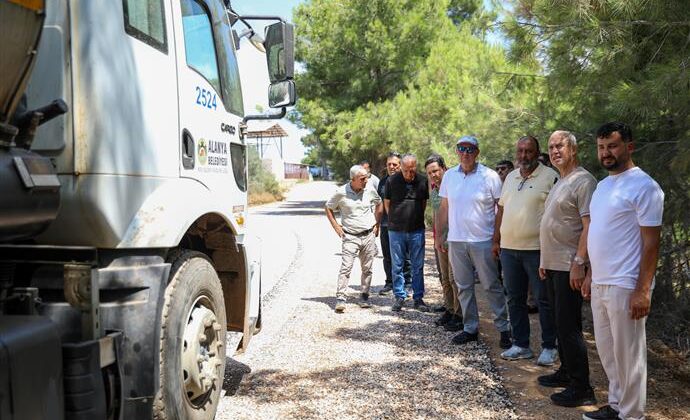 BAŞKAN ÖZÇELİK: ULAŞIM AĞI YATIRIMLARIMIZ TÜM HIZIYLA SÜRÜYOR