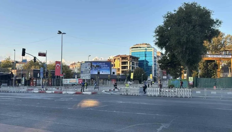 30 Ağustos Alarmı: Vatan Caddesi Trafiğe Kapatıldı