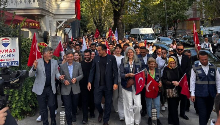 Anahtar Parti’den 30 Ağustos Zafer Bayramı’nda Anlamlı Yürüyüş