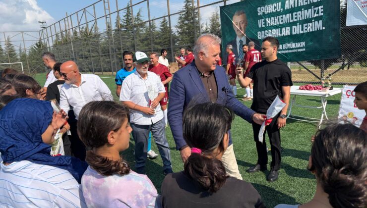 ‘Çocuklar Gülerse Dünya Güler’