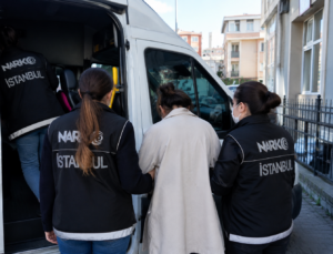 Kırmızı Bültenle Aranan Şüpheli İstanbul’da Yakalandı