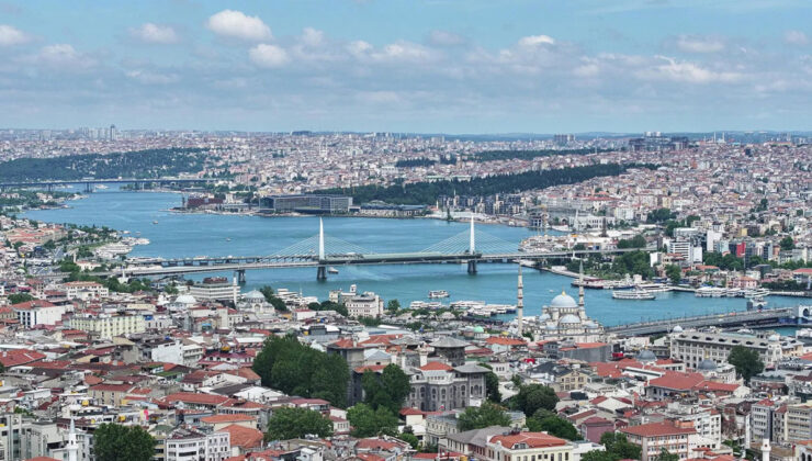 İstanbul’da Bugün Hava Nasıl Olacak? Sıcaklık 31 Dereceyi Görecek