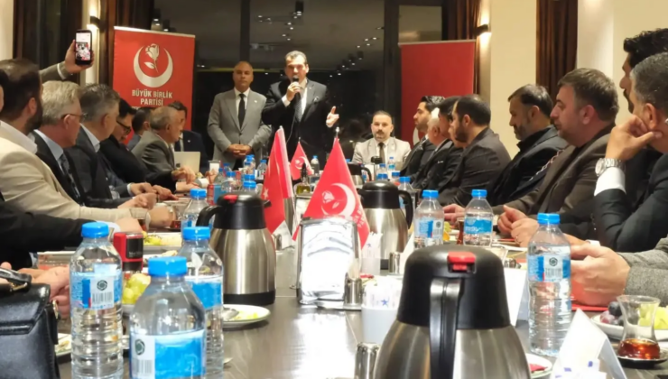 BBP İstanbul İlçe Başkanları Küçükçekmece’de Bir Araya Geldi