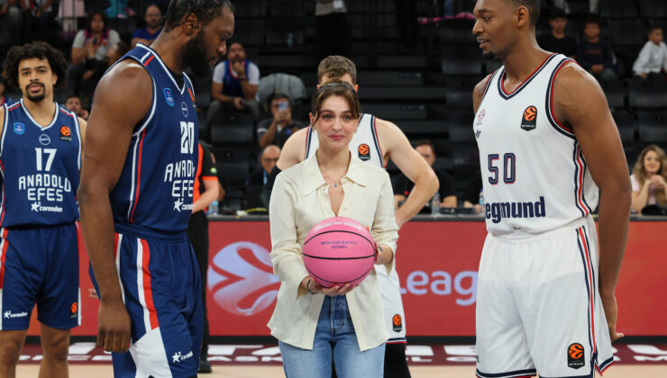 Pembe Top 13. Kez Havalandı Farkındalığın Temsilcisi Cemre Baysel Oldu