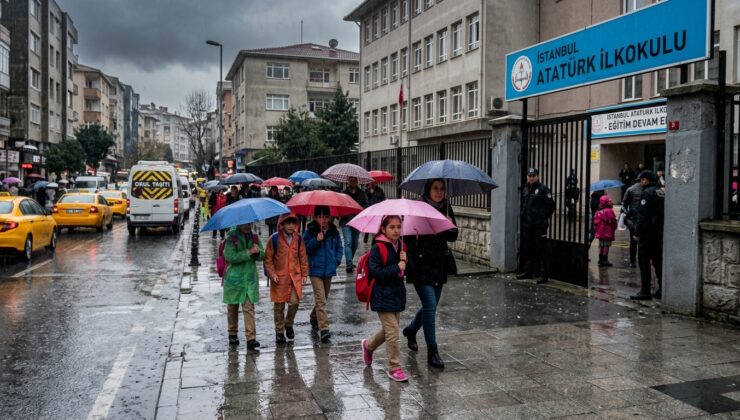 Sağanak Yağış Uyarısı Sonrası Gözler Okullarda: İstanbul’da Bugün Eğitim Devam Ediyor Mu?