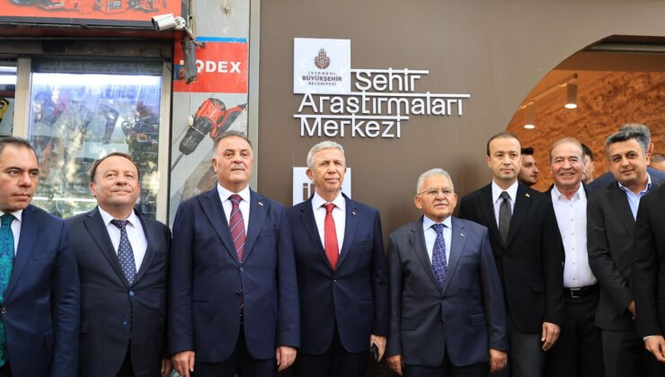 Tarihi Kuyumcu Han İstanbul’a Kazandırıldı