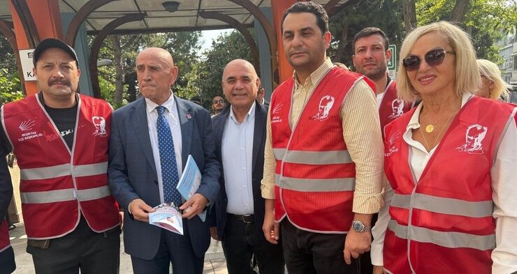 Yıldırım Kaya Beşiktaş’ta Stant Çalışmasına Katıldı: “Temizlik Ve Beslenme Sorunu Çocuklarımızın Kaderi Değildir”